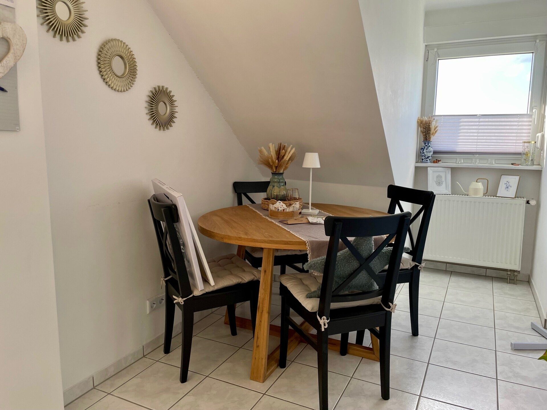 Immobilienangebot - Reichelsheim / Beienheim - Alle - Attraktive 2-Zimmer-Wohnung mit Balkon und Garage – in gepflegtem 6-Familienhaus in Reichelsheim