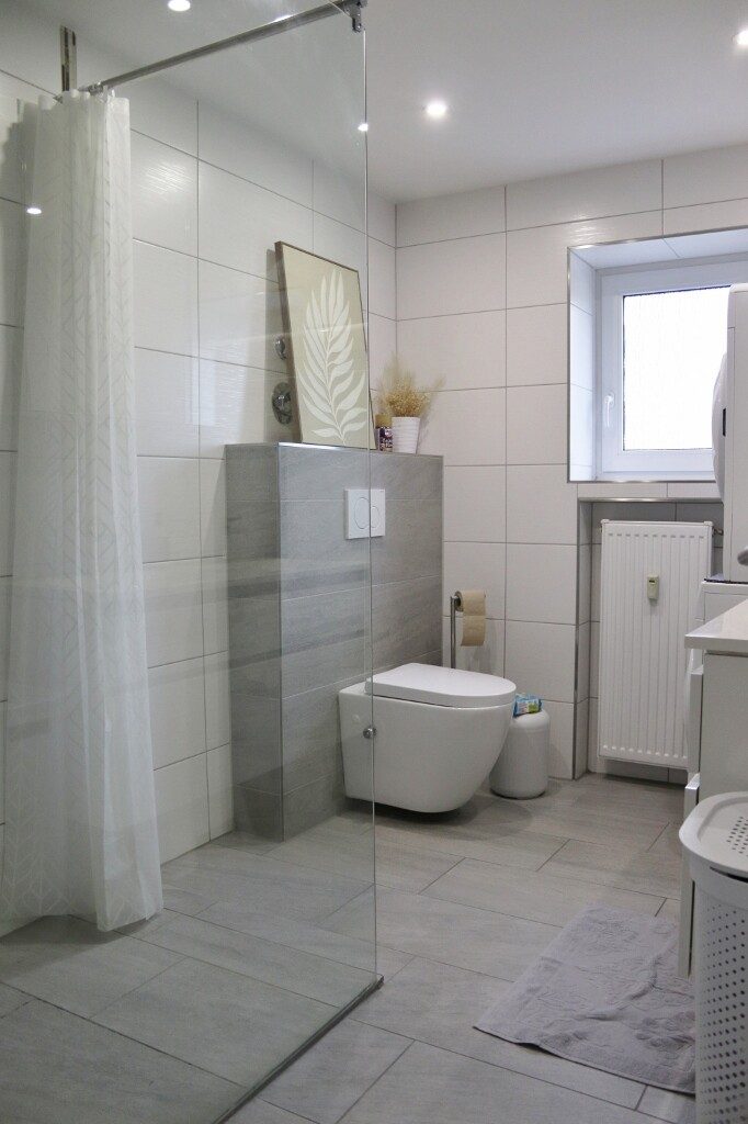 Immobilienangebot - Kempten - Alle - 4 - Zimmer - Wohnung mit 2 Balkonen in Kempten-West - komplett saniert, TOPP-Zustand