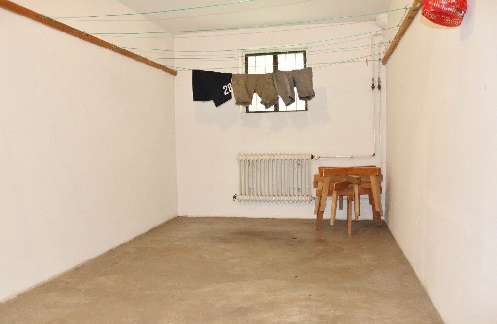 Immobilienangebot - Kempten - Alle - 4 - Zimmer - Wohnung mit 2 Balkonen in Kempten-West - komplett saniert, TOPP-Zustand