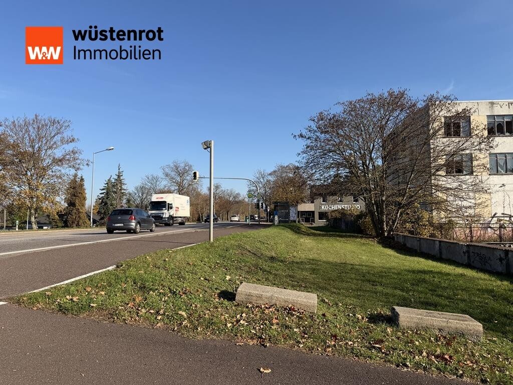 Immobilienangebot - Magdeburg / Berliner Chaussee - Alle - Baugrundstück in Magdeburg - 2202 m² / ideale Lage für Investoren