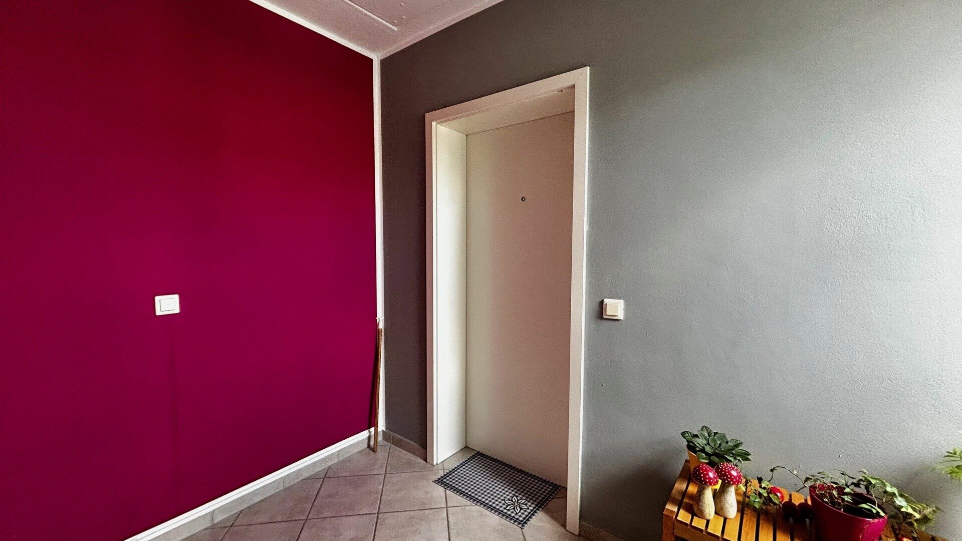 Immobilienangebot - Reichelsheim / Beienheim - Alle - Gepflegte 3-Zimmer-Wohnung mit Balkon und Garage – in schönem 6-Familienhaus in Reichelsheim