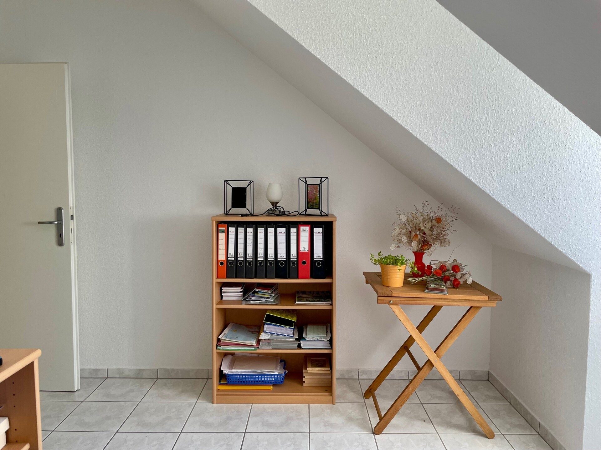 Immobilienangebot - Reichelsheim / Beienheim - Alle - Gepflegte 3-Zimmer-Wohnung mit Balkon und Garage – in schönem 6-Familienhaus in Reichelsheim