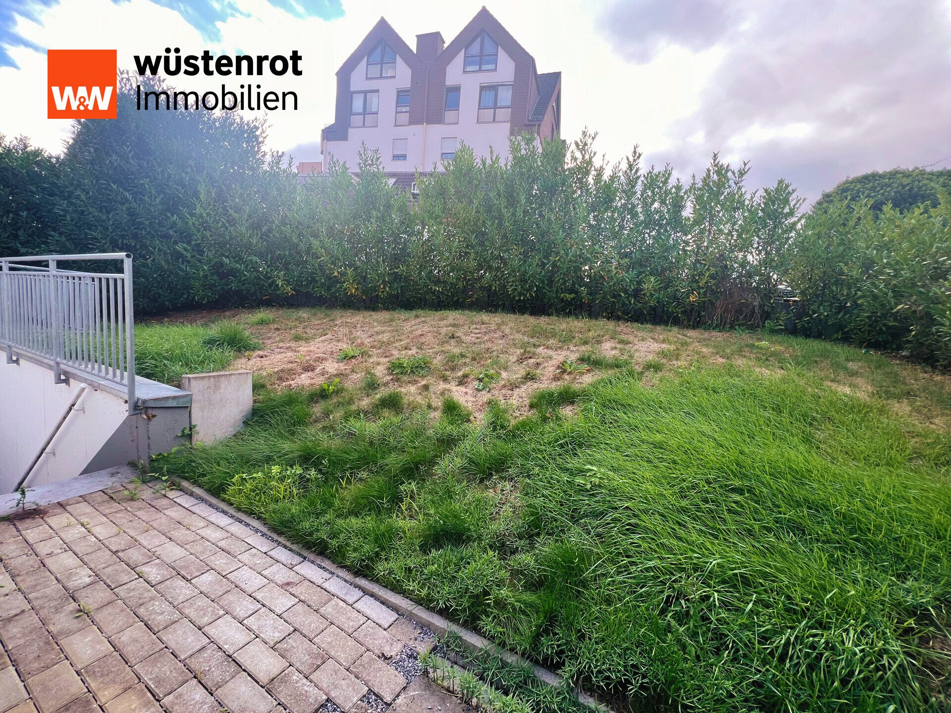 Immobilienangebot - Idstein - Alle - Eigenständiger Anbau (Baujahr 2017) – Moderne Wohnung mit Loftcharakter, Dachterrasse und Innenhof