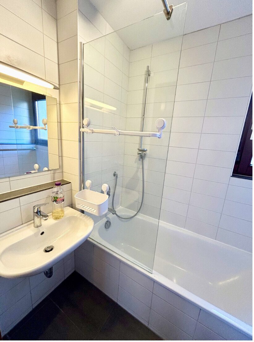 Immobilienangebot - Schramberg - Alle - Zentral & ruhig: 2-Zimmer-Wohnung in bester Lage von Schramberg – ohne Maklerprovision!