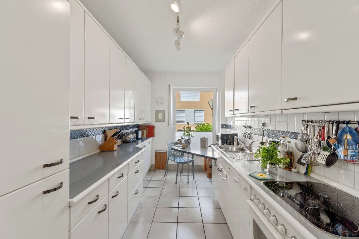 Immobilienangebot - Bonn - Alle - Mit Video: Vermietete Eigentumswohnung mit großzügigem Raumkonzept und traumhafter Sonnenterrasse