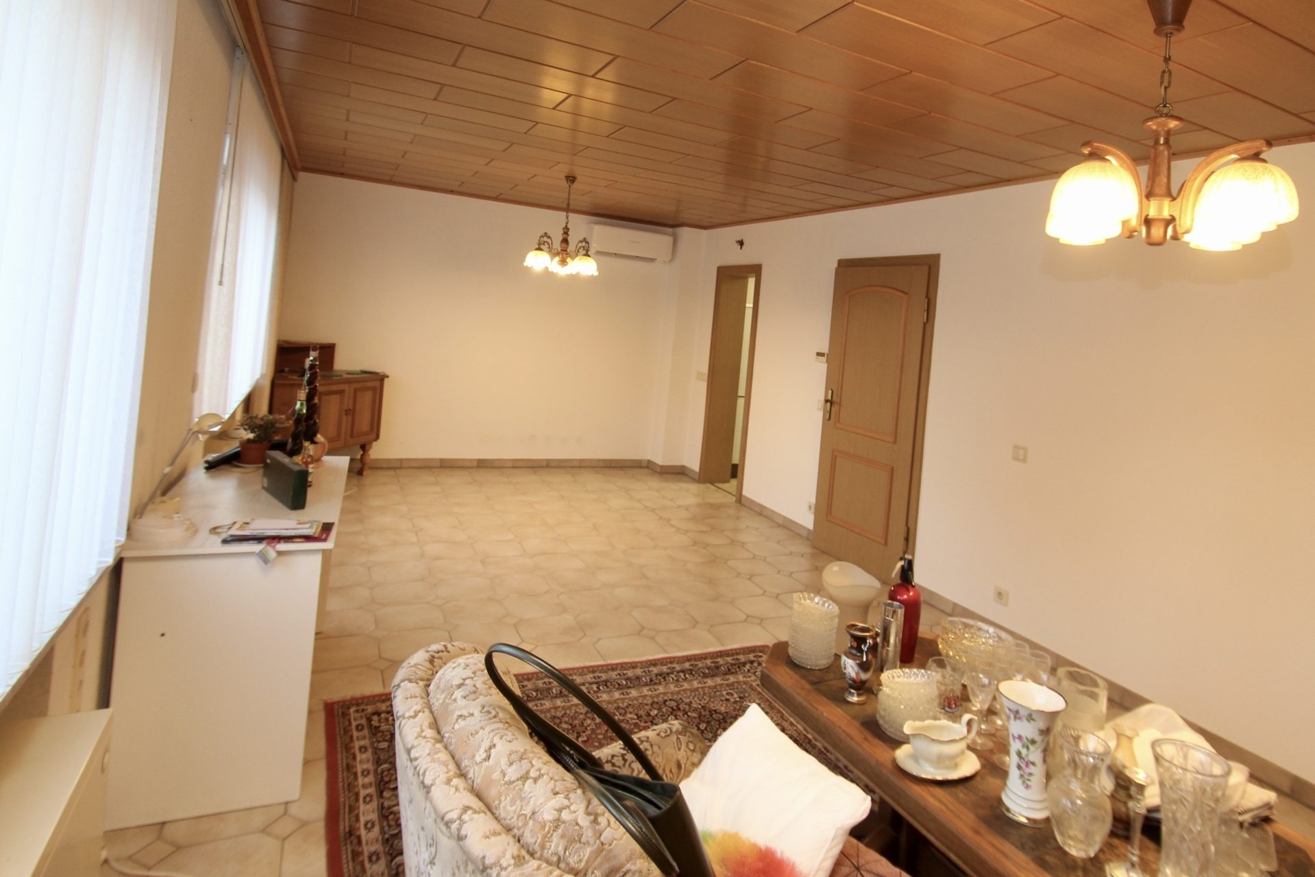 Immobilienangebot - Erftstadt - Alle - Charmantes Einfamilienhaus mit Potenzial und großzügiger Grundstücksfläche in Gymnich