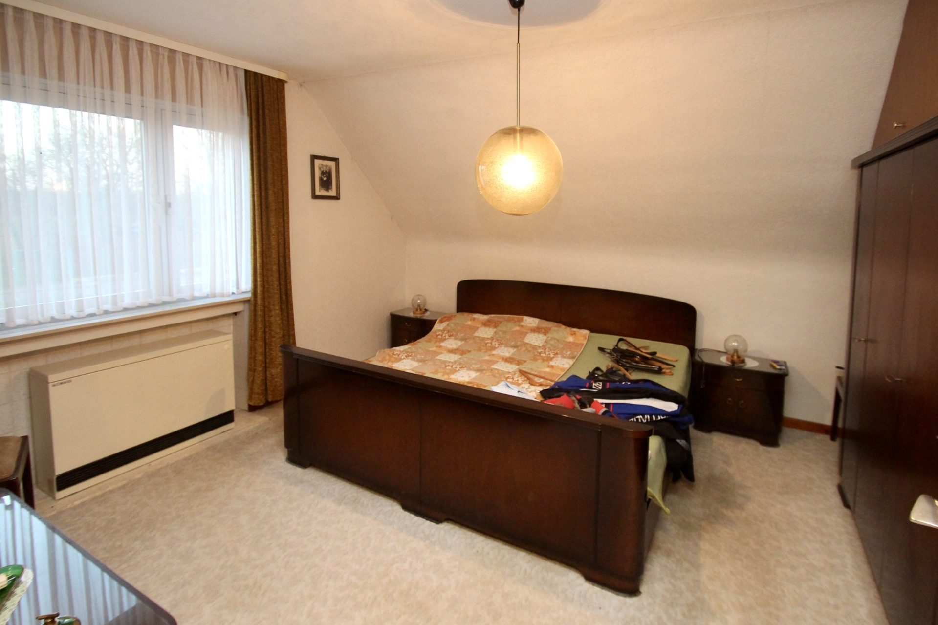 Immobilienangebot - Erftstadt - Alle - Charmantes Einfamilienhaus mit Potenzial und großzügiger Grundstücksfläche in Gymnich