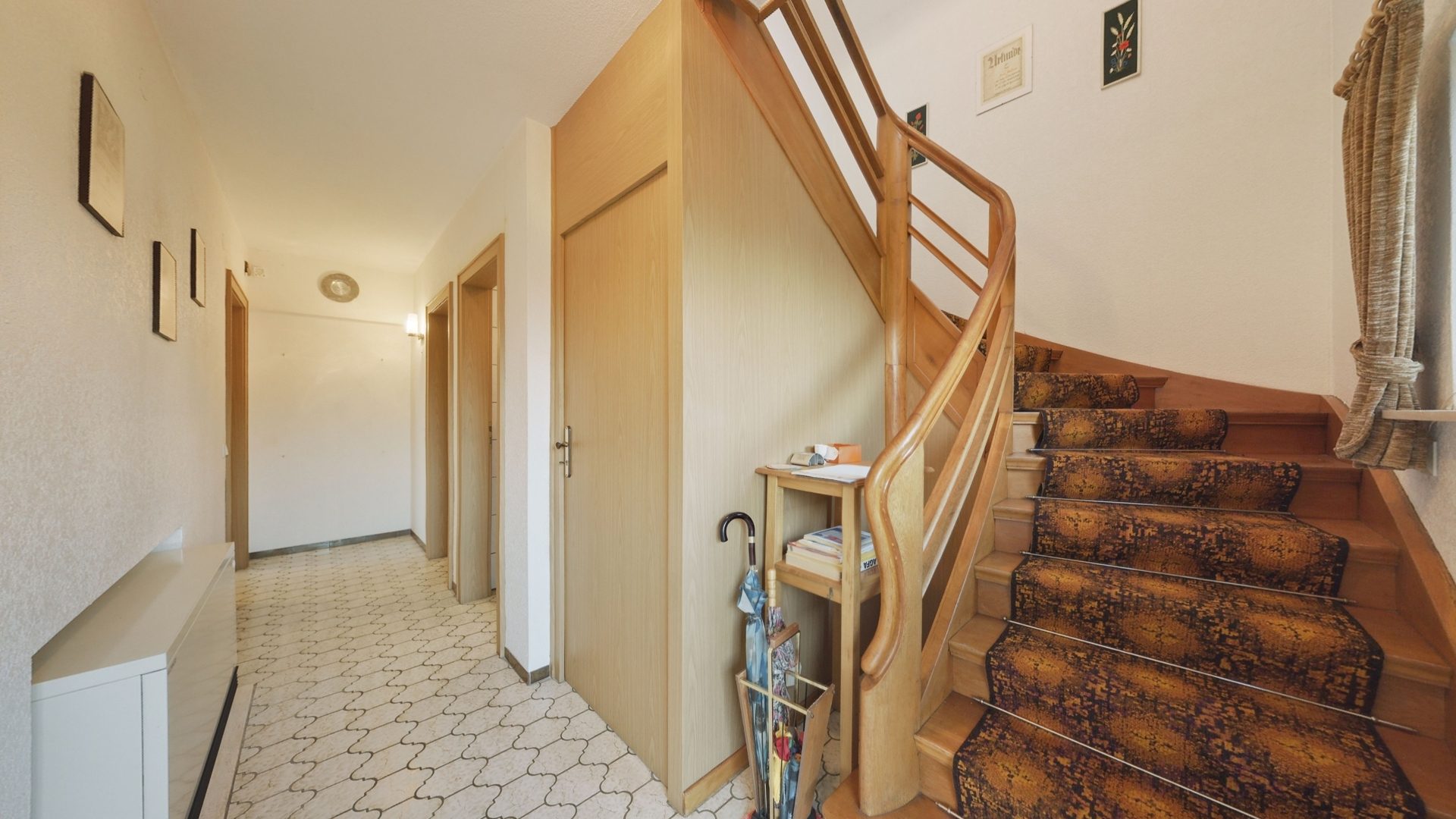 Immobilienangebot - Erftstadt - Alle - Charmantes Einfamilienhaus mit Potenzial und großzügiger Grundstücksfläche in Gymnich