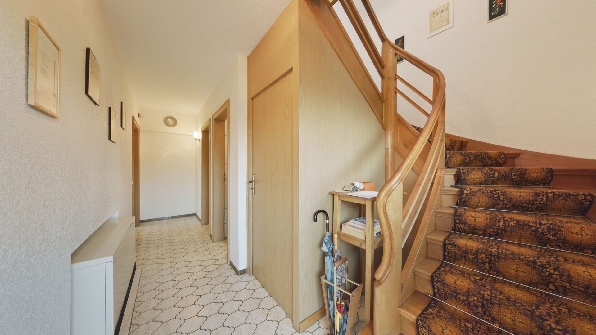 Immobilienangebot - Erftstadt - Alle - Charmantes Einfamilienhaus mit Potenzial und großzügiger Grundstücksfläche in Gymnich