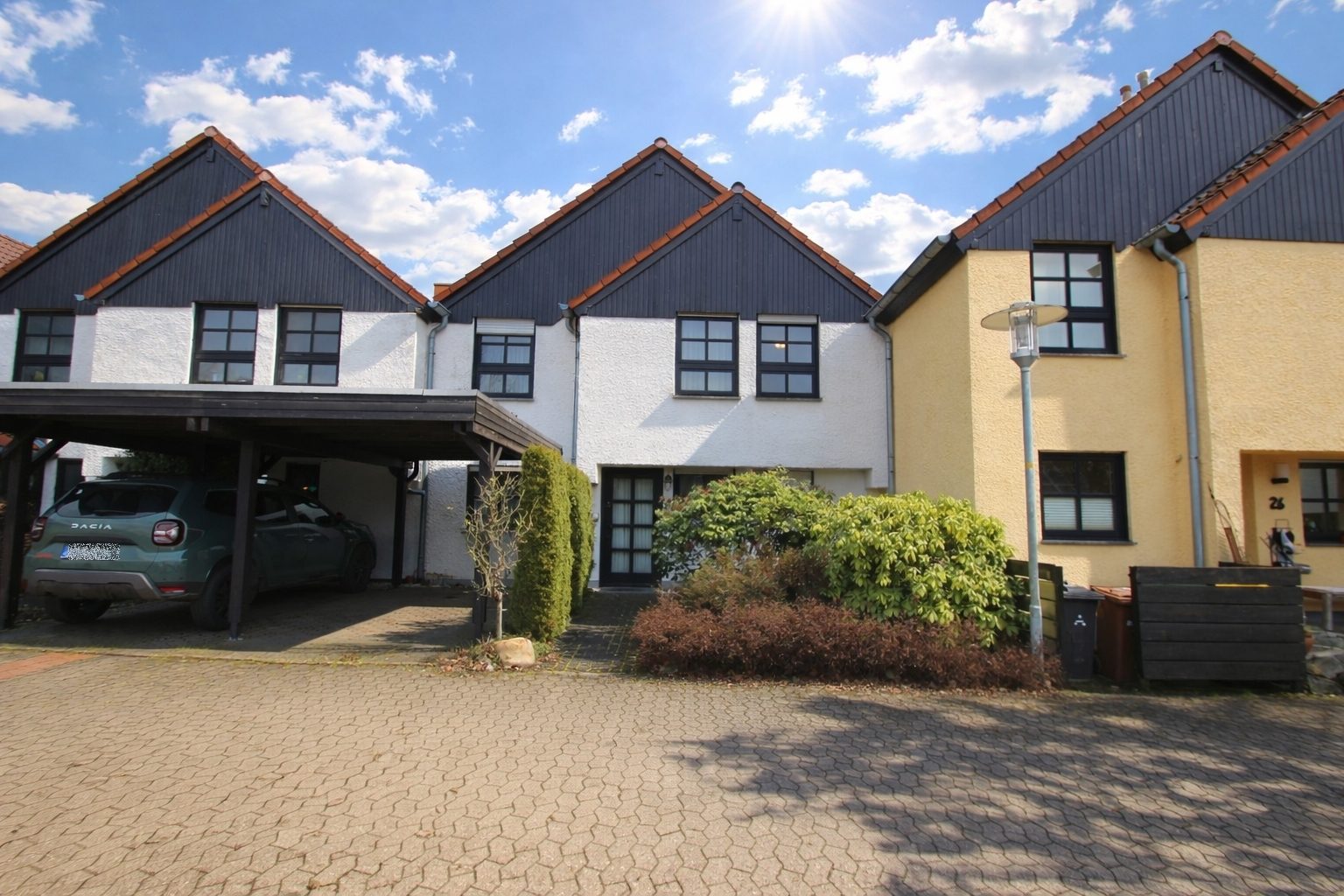 Immobilienangebot - Meckenheim - Alle - Mit 3D: Attraktives Reihenmittelhaus mit Garten und Carport – ideal für Familien