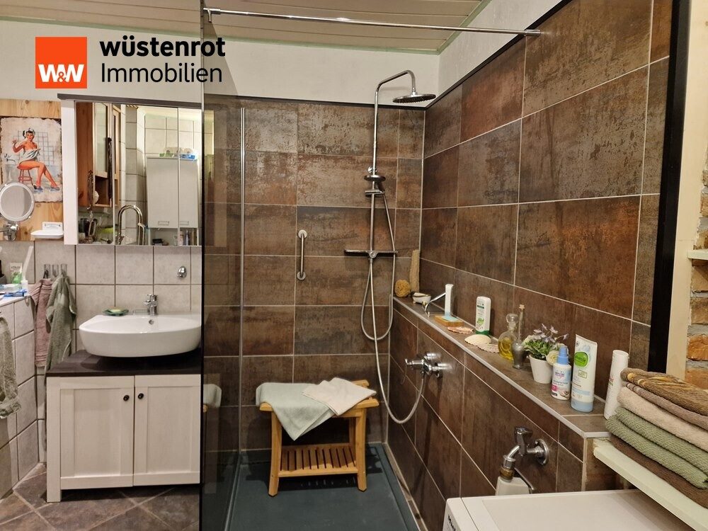 Immobilienangebot - Wegeleben - Alle - Historisches Mehrfamilienhaus im Zentrum von Wegeleben - ideal als Handwerkerobjekt, für Investoren oder als Mehrgenerationenhaus