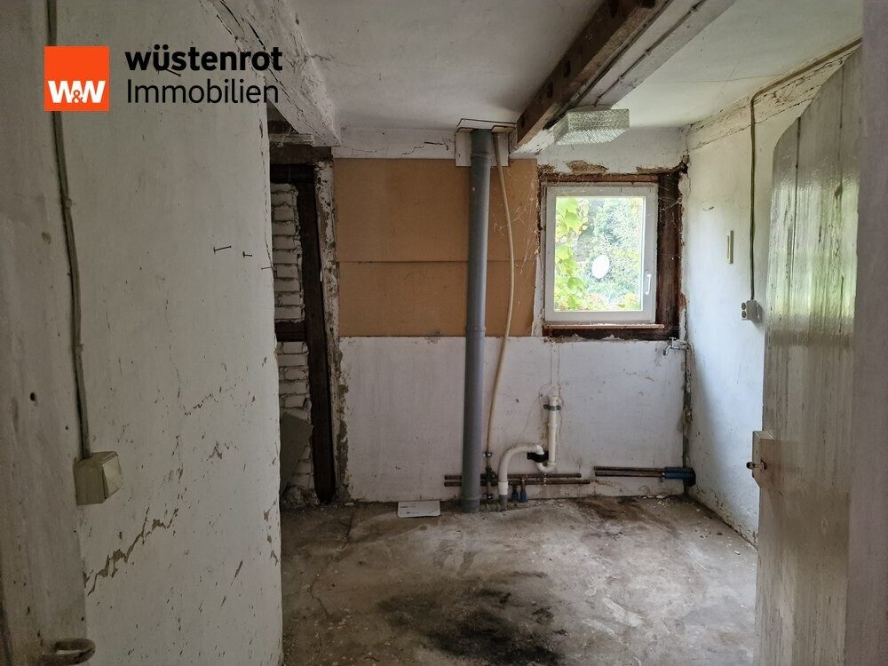 Immobilienangebot - Wegeleben - Alle - Historisches Mehrfamilienhaus im Zentrum von Wegeleben - ideal als Handwerkerobjekt, für Investoren oder als Mehrgenerationenhaus