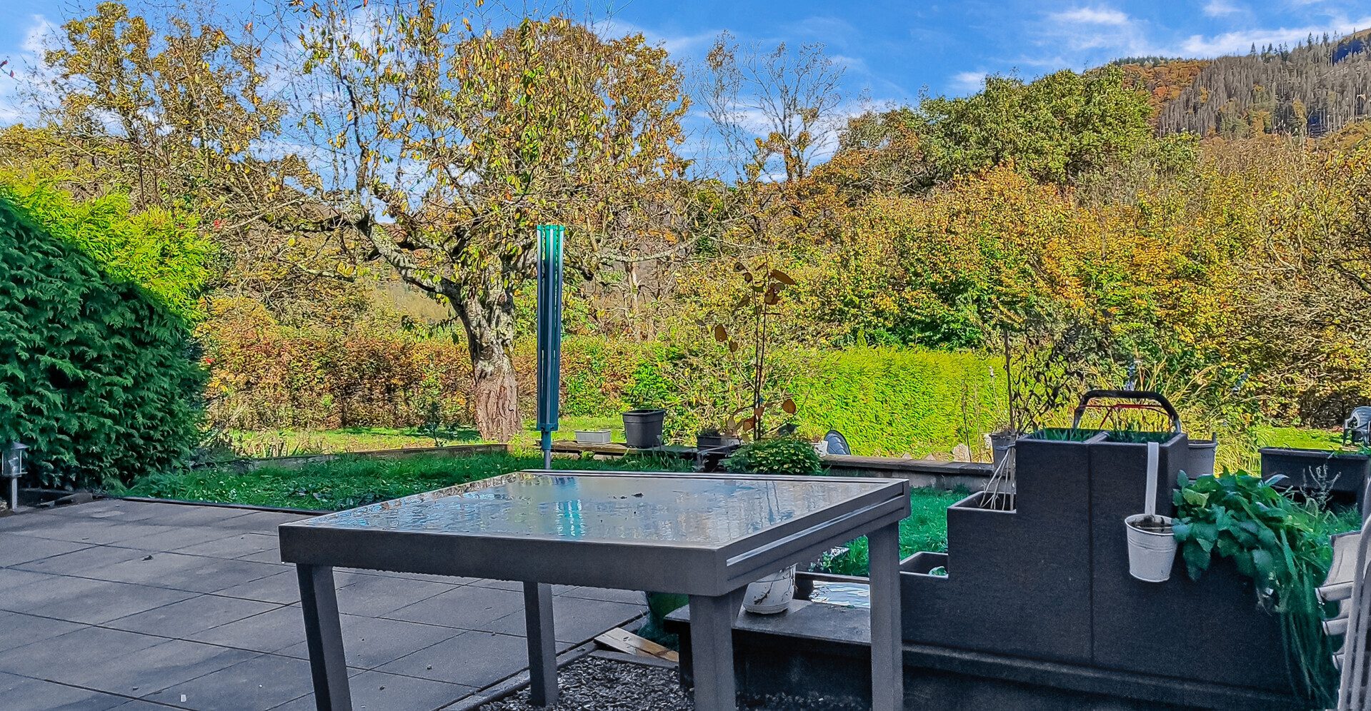 Immobilienangebot - Mettlach / Saarhölzbach - Alle - Kernsanierung 2018 + Zweifamilien-Option: Klingt gut? Ist es auch. Einziehen und Loswohnen
