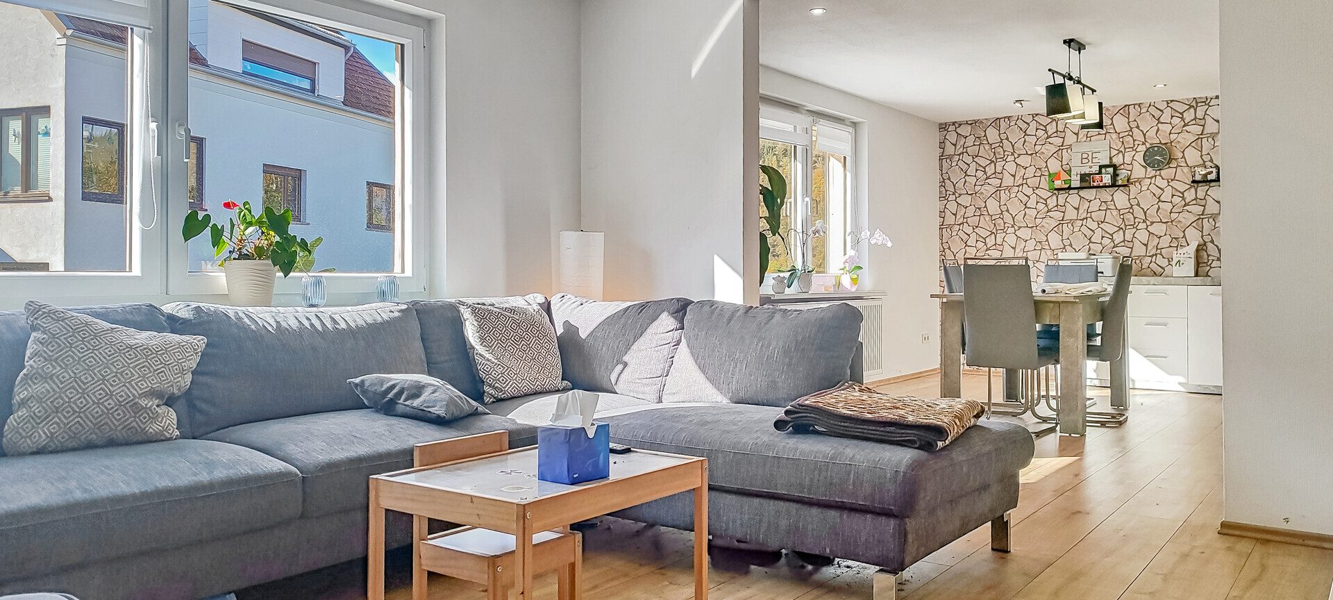 Immobilienangebot - Mettlach / Saarhölzbach - Alle - Kernsanierung 2018 + Zweifamilien-Option: Klingt gut? Ist es auch. Einziehen und Loswohnen