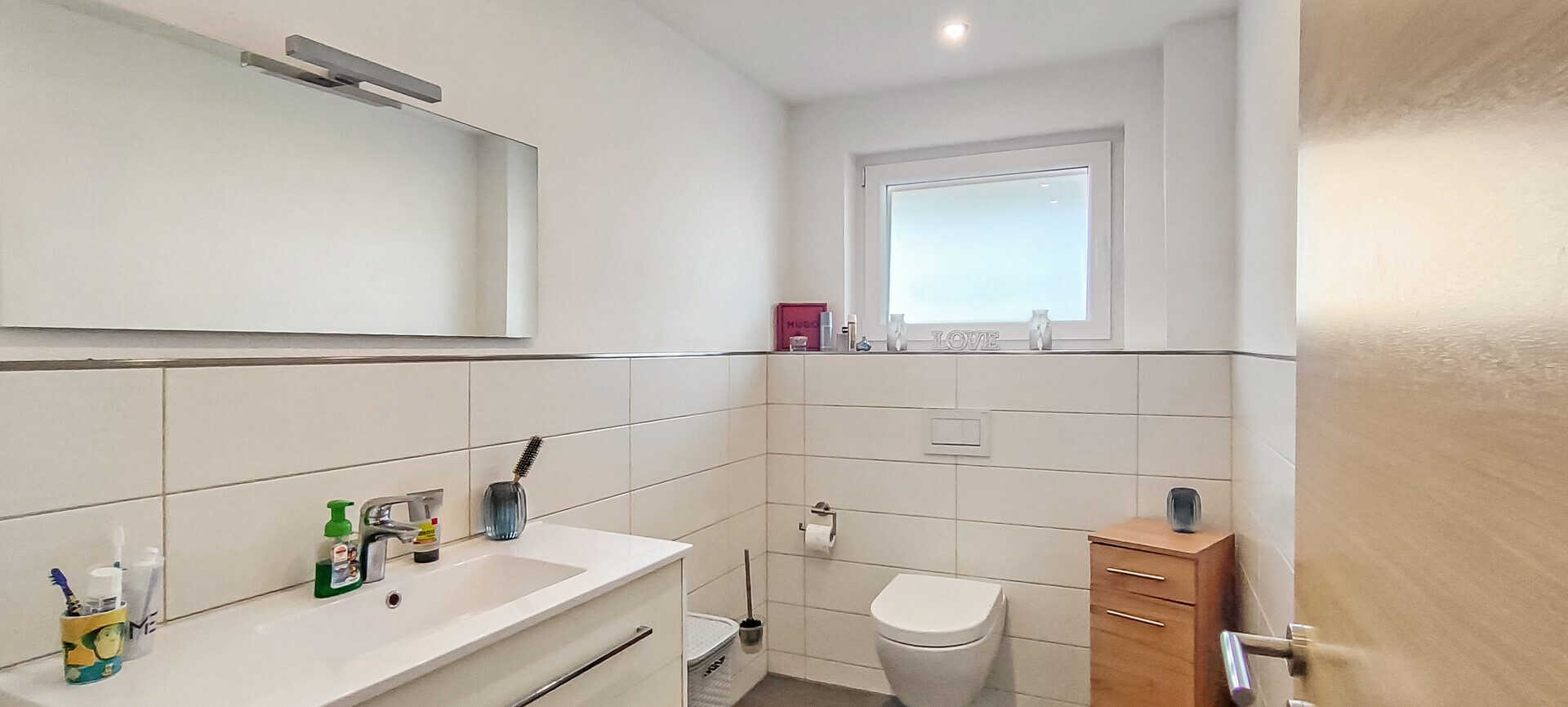 Immobilienangebot - Mettlach / Saarhölzbach - Alle - Kernsanierung 2018 + Zweifamilien-Option: Klingt gut? Ist es auch. Einziehen und Loswohnen