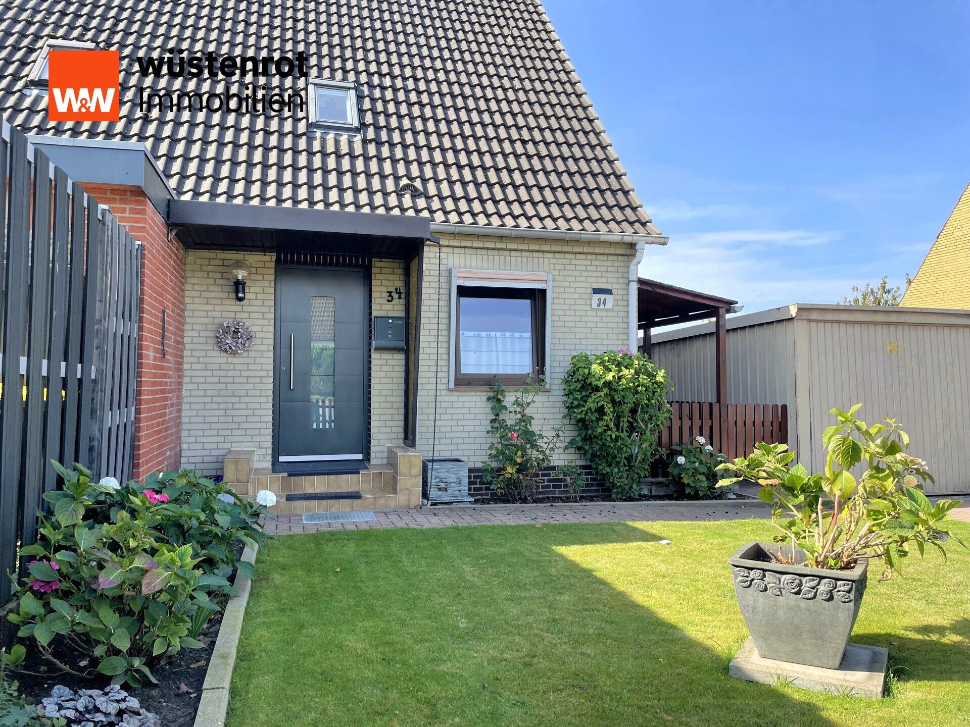 Immobilienangebot - Reinfeld (Holstein) - Alle - Kleine Doppelhaushälfte mit Erweiterungsmöglichkeiten auf einem tollem Grundstück in Reinfeld