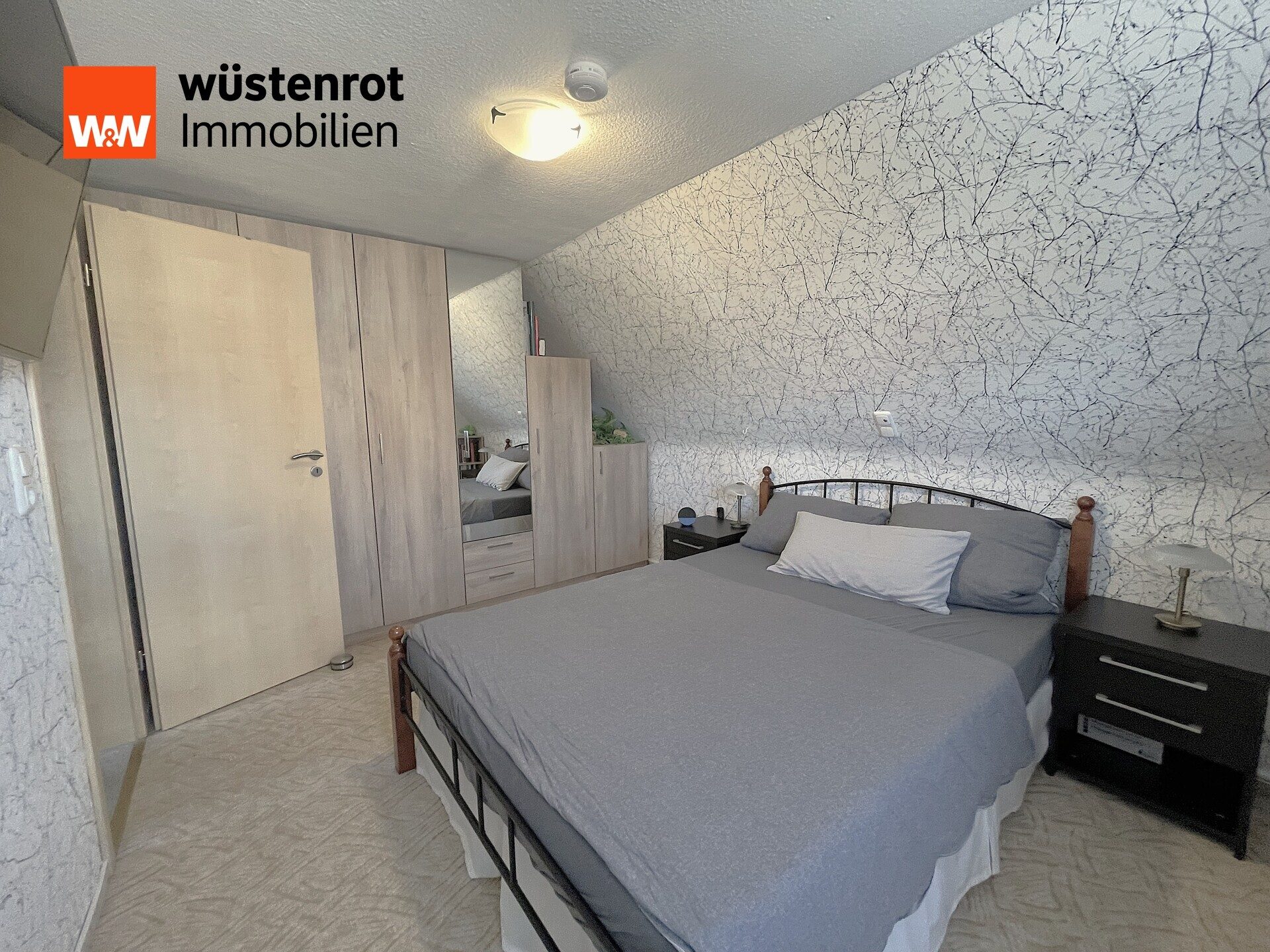 Immobilienangebot - Reinfeld (Holstein) - Alle - Kleine Doppelhaushälfte mit Erweiterungsmöglichkeiten auf einem tollem Grundstück in Reinfeld