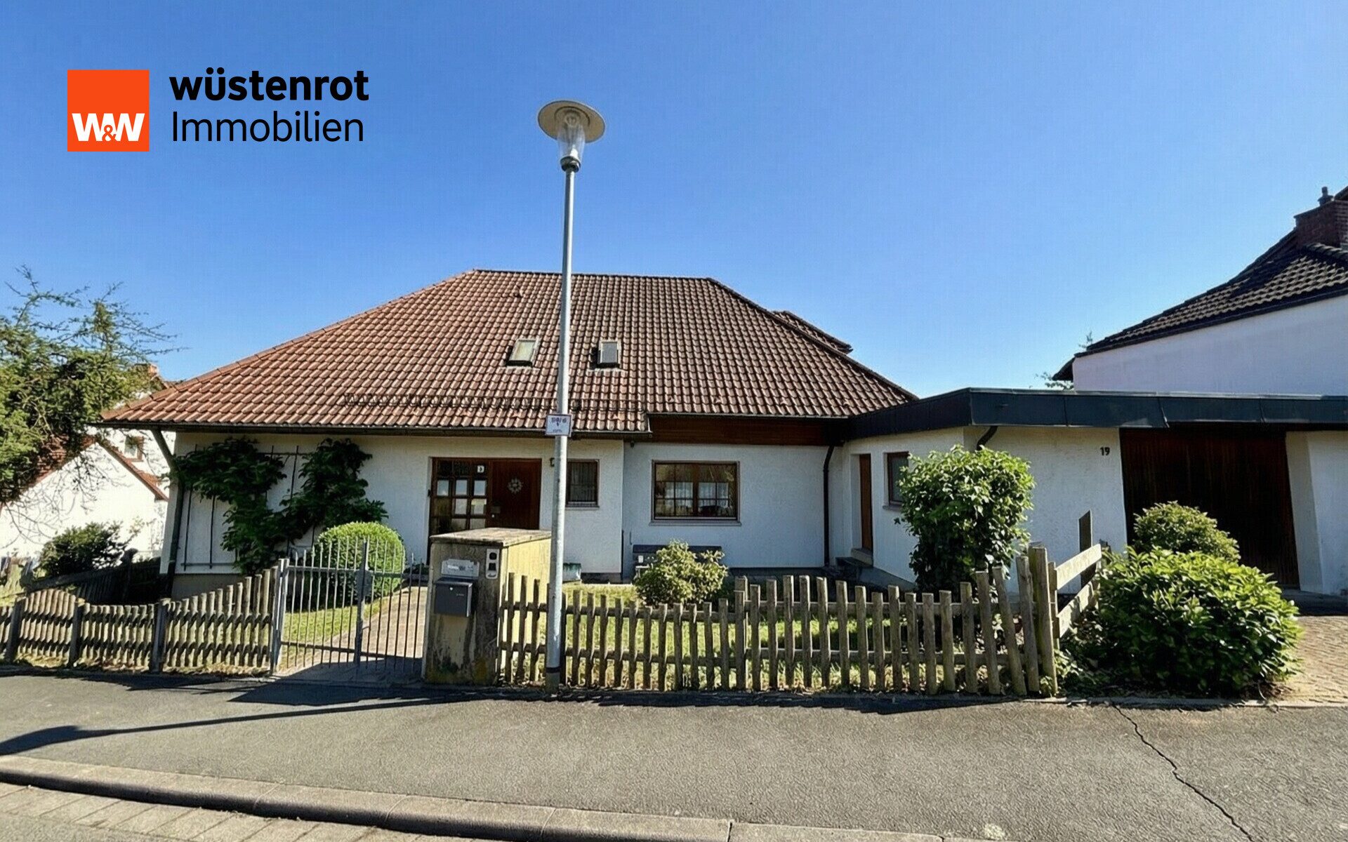 Immobilienangebot - Ebern - Alle - Repräsentatives Mehrfamilienwohnhaus mit ca. 470 m² Wohnfläche