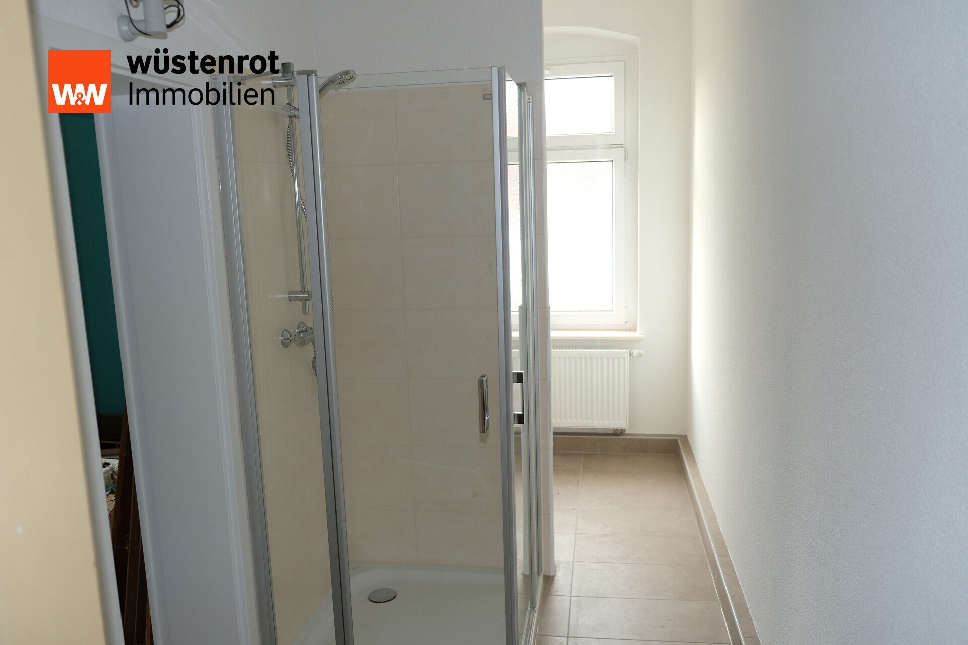 Immobilienangebot - Eppendorf - Alle - Zwei Mehrfamilienhäuser mit Gaststätte & großem Grundstück im Zentrum von Eppendorf