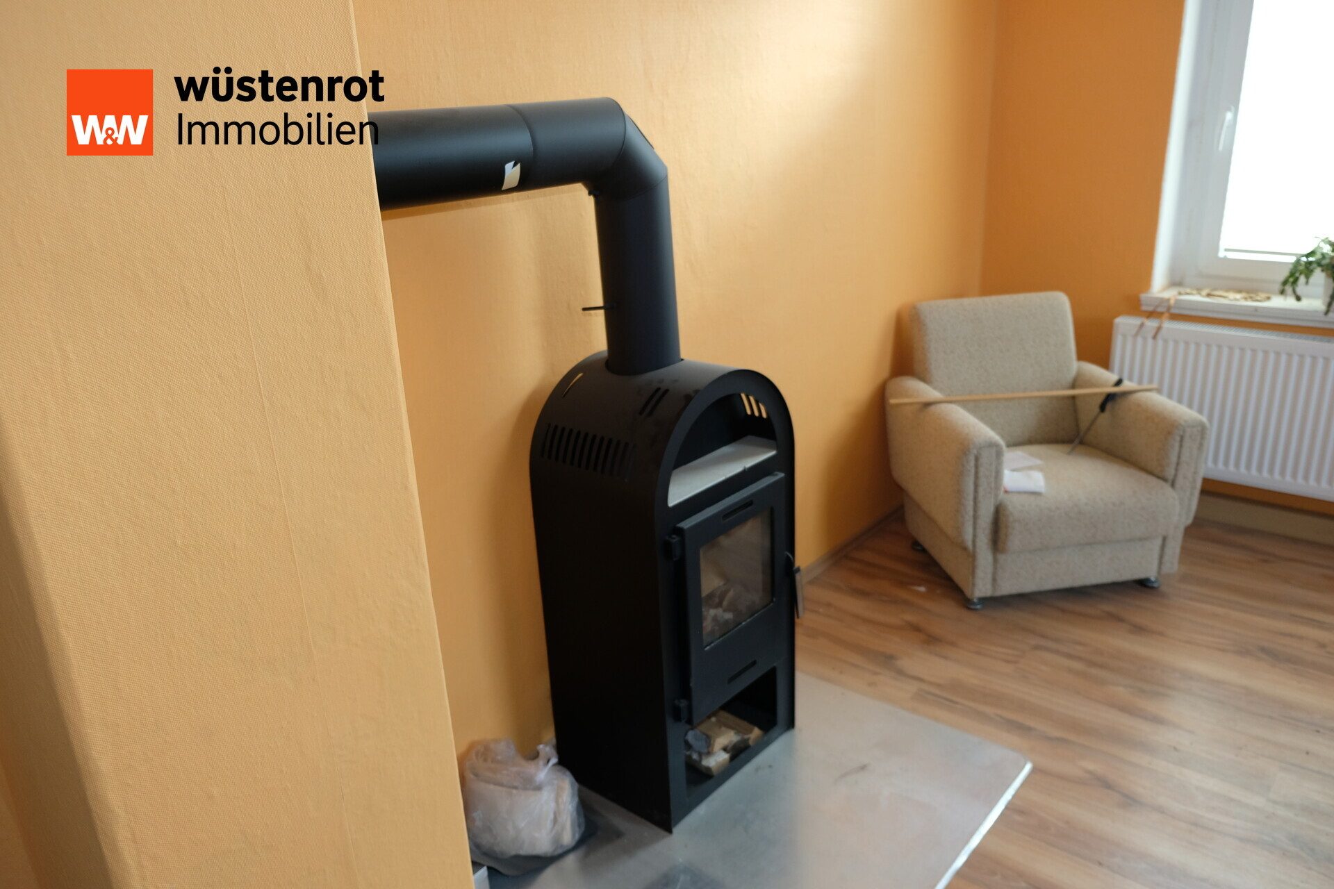 Immobilienangebot - Eppendorf - Alle - Zwei Mehrfamilienhäuser mit Gaststätte & großem Grundstück im Zentrum von Eppendorf