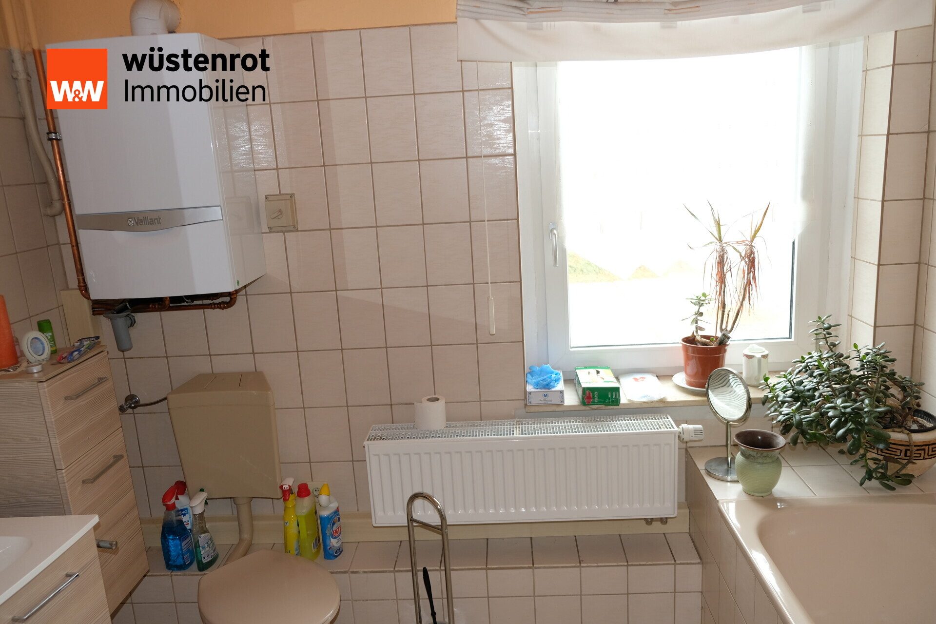 Immobilienangebot - Eppendorf - Alle - Zwei Mehrfamilienhäuser mit Gaststätte & großem Grundstück im Zentrum von Eppendorf