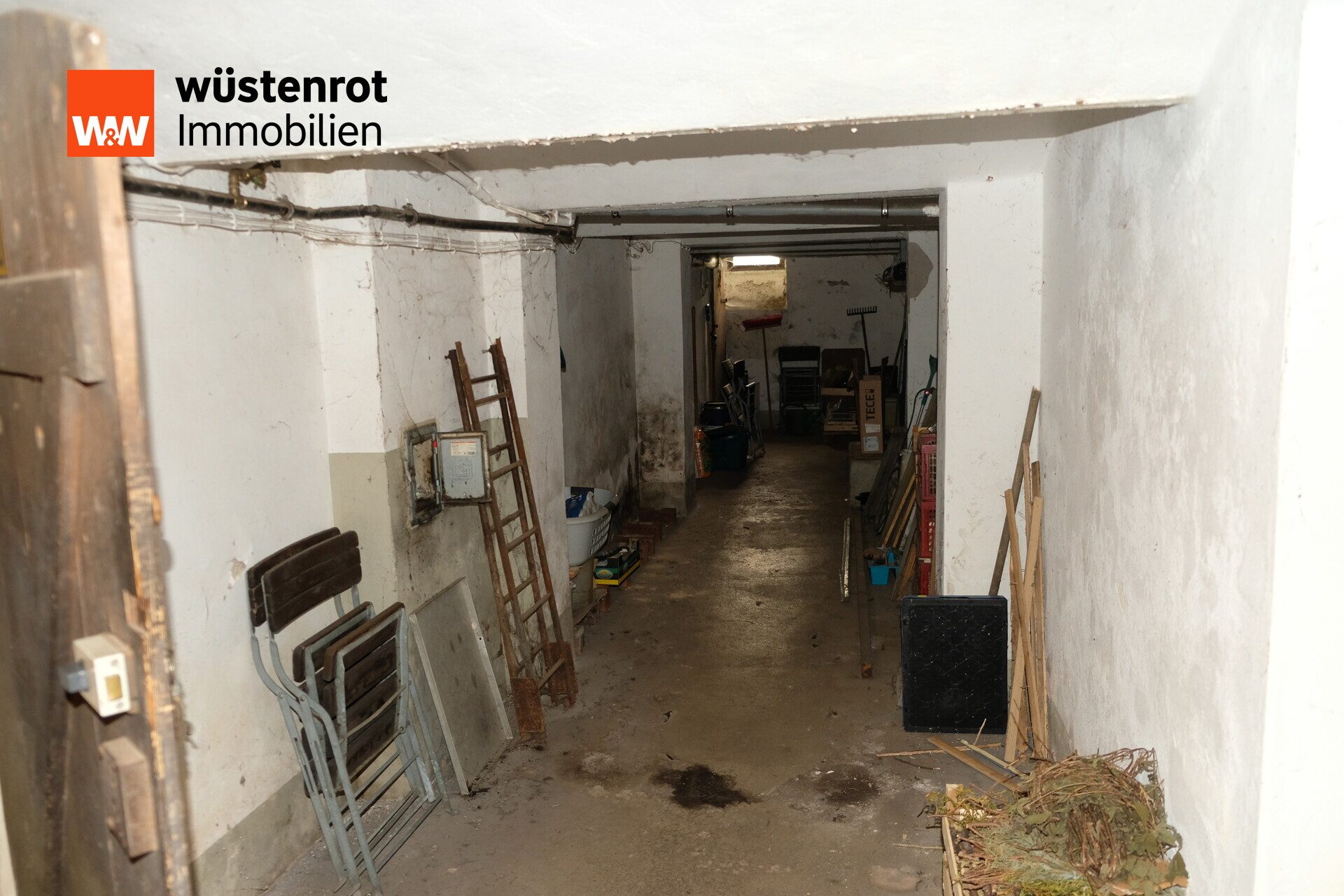 Immobilienangebot - Eppendorf - Alle - Zwei Mehrfamilienhäuser mit Gaststätte & großem Grundstück im Zentrum von Eppendorf