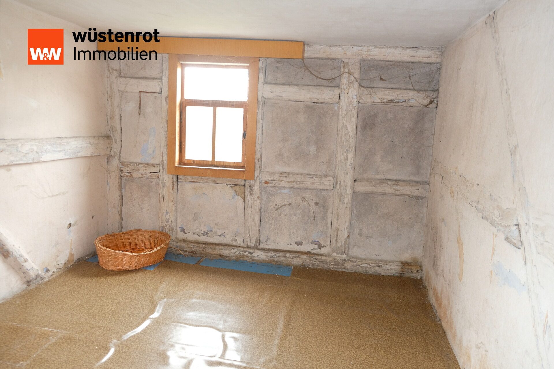Immobilienangebot - Eppendorf - Alle - Zwei Mehrfamilienhäuser mit Gaststätte & großem Grundstück im Zentrum von Eppendorf