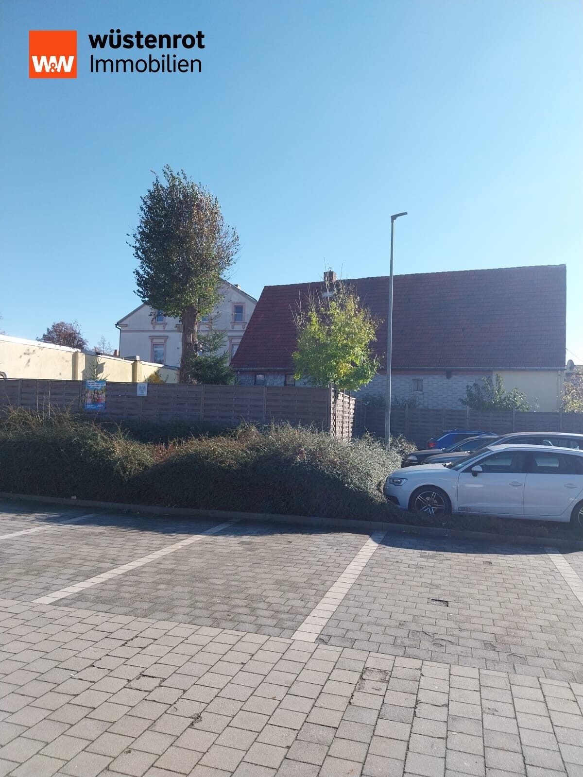 Immobilienangebot - Eppendorf - Alle - Zwei Mehrfamilienhäuser mit Gaststätte & großem Grundstück im Zentrum von Eppendorf