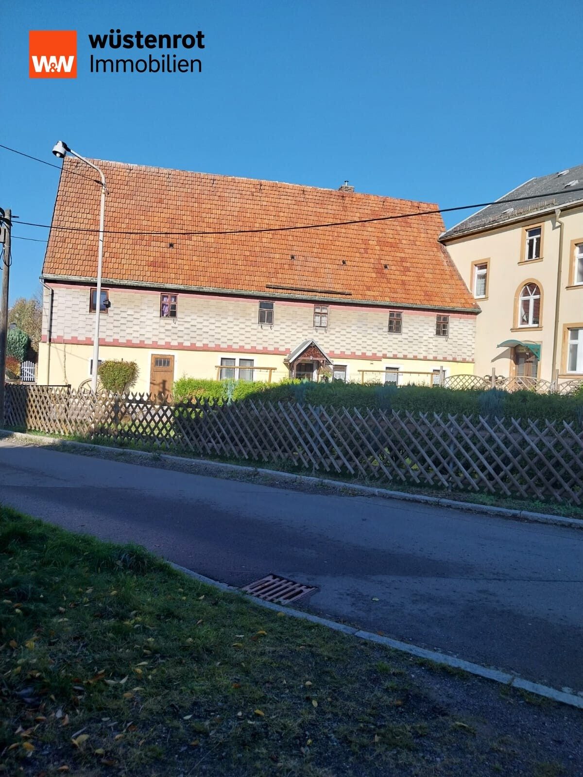 Immobilienangebot - Eppendorf - Alle - Zwei Mehrfamilienhäuser mit Gaststätte & großem Grundstück im Zentrum von Eppendorf