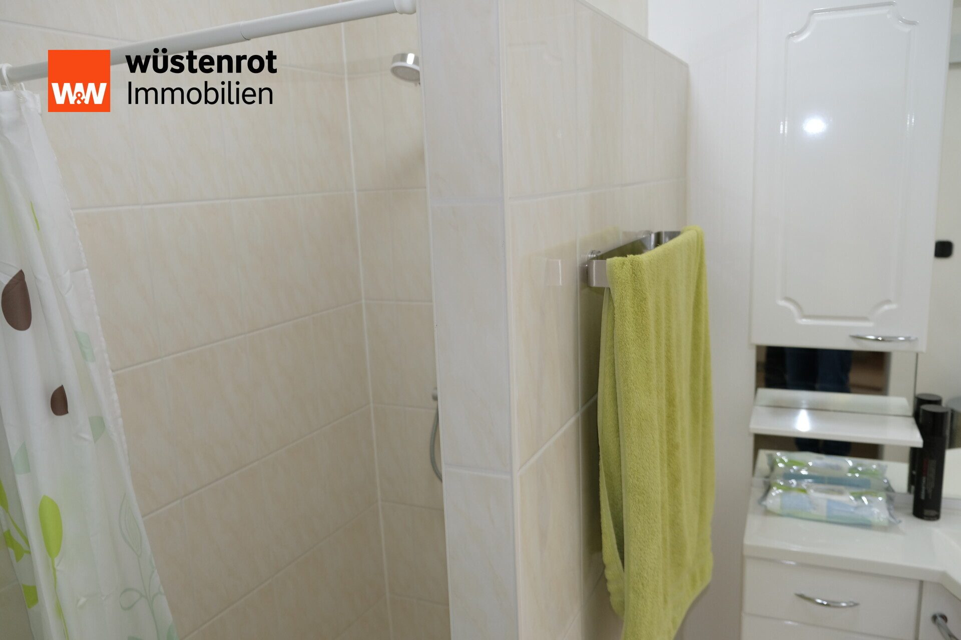 Immobilienangebot - Döbeln - Alle - Sehr schönes Reihenmittelhaus im Zentrum von Döbeln – mit Garage & Einliegerwohnung