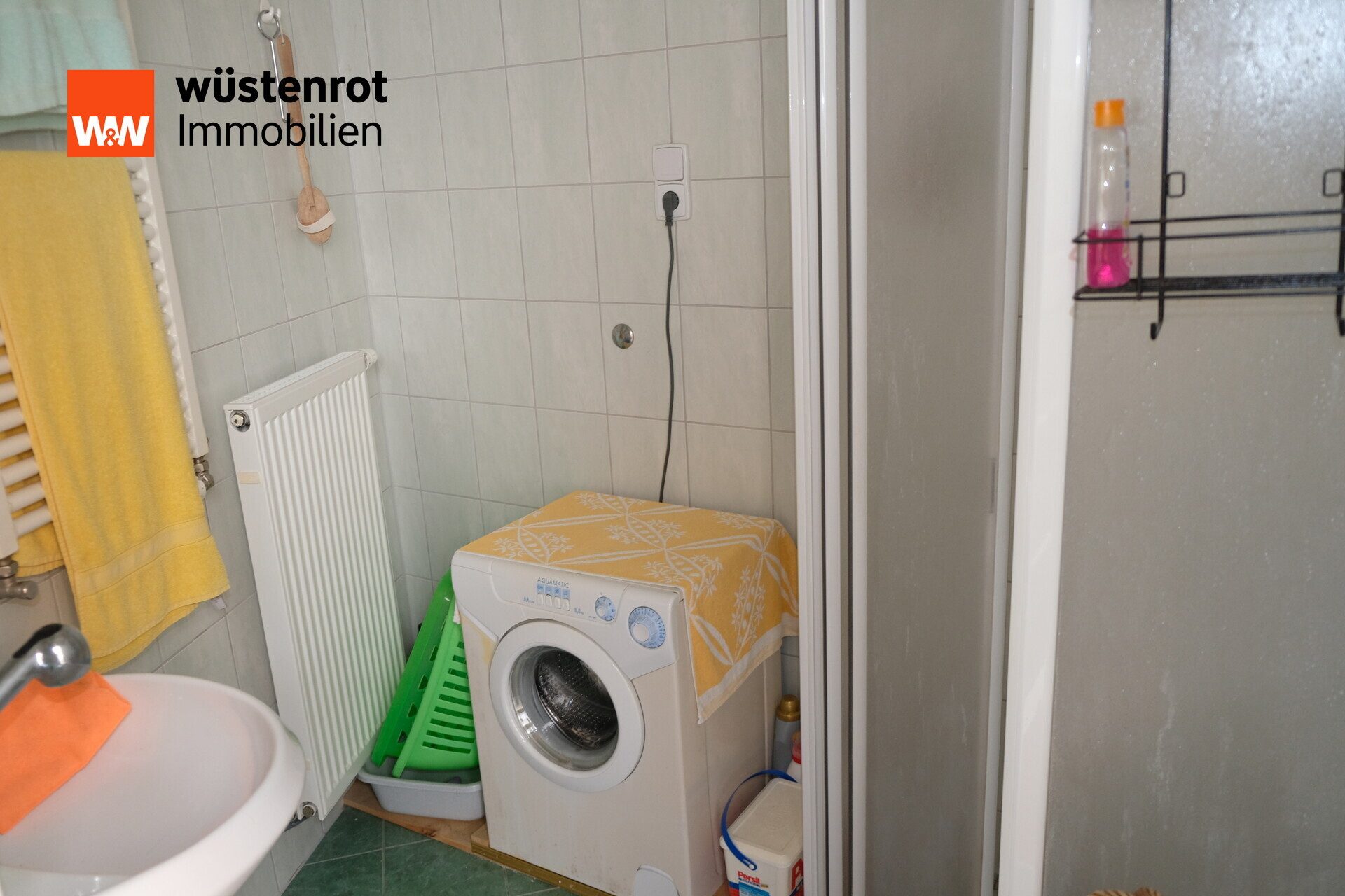Immobilienangebot - Döbeln - Alle - Sehr schönes Reihenmittelhaus im Zentrum von Döbeln – mit Garage & Einliegerwohnung