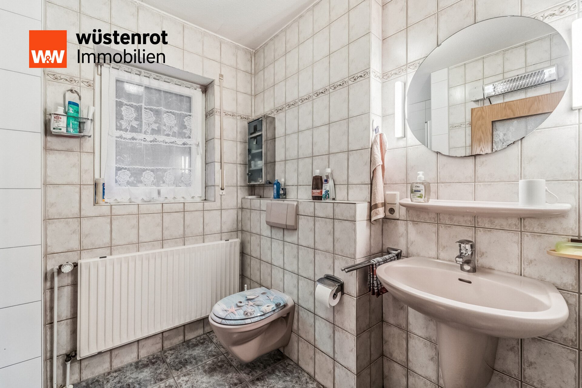 Immobilienangebot - Bösel - Alle - Geräumiges Wohnhaus mit Doppelgarage und vielfältigen Nutzungsmöglichkeiten in begehrter Wohnlage