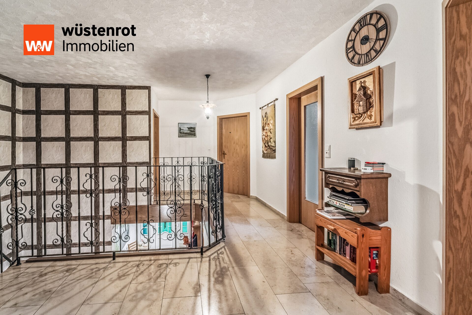 Immobilienangebot - Bösel - Alle - Geräumiges Wohnhaus mit Doppelgarage und vielfältigen Nutzungsmöglichkeiten in begehrter Wohnlage
