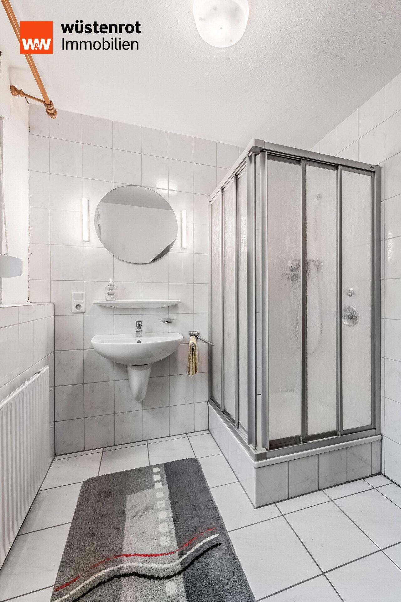Immobilienangebot - Bösel - Alle - Geräumiges Wohnhaus mit Doppelgarage und vielfältigen Nutzungsmöglichkeiten in begehrter Wohnlage