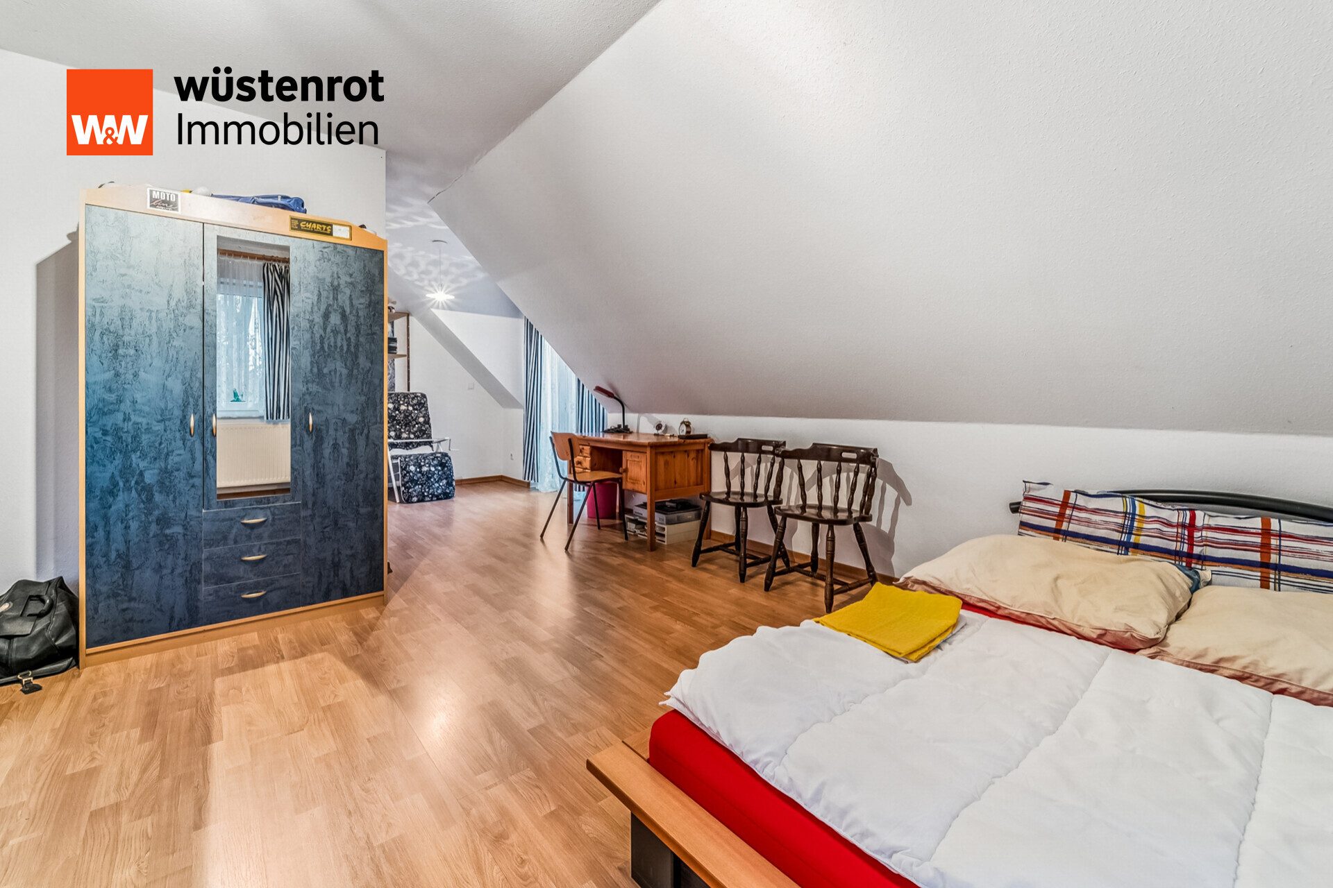 Immobilienangebot - Bösel - Alle - Geräumiges Wohnhaus mit Doppelgarage und vielfältigen Nutzungsmöglichkeiten in begehrter Wohnlage