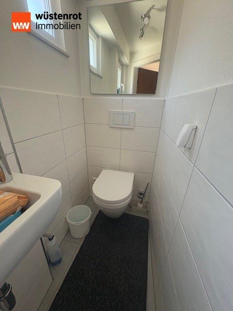 Immobilienangebot - Pforzheim / Büchenbronn - Alle - Attraktives renoviertes Einfamilienhaus mit großer ausgebauter Scheune in Pforzheim-Büchenbronn