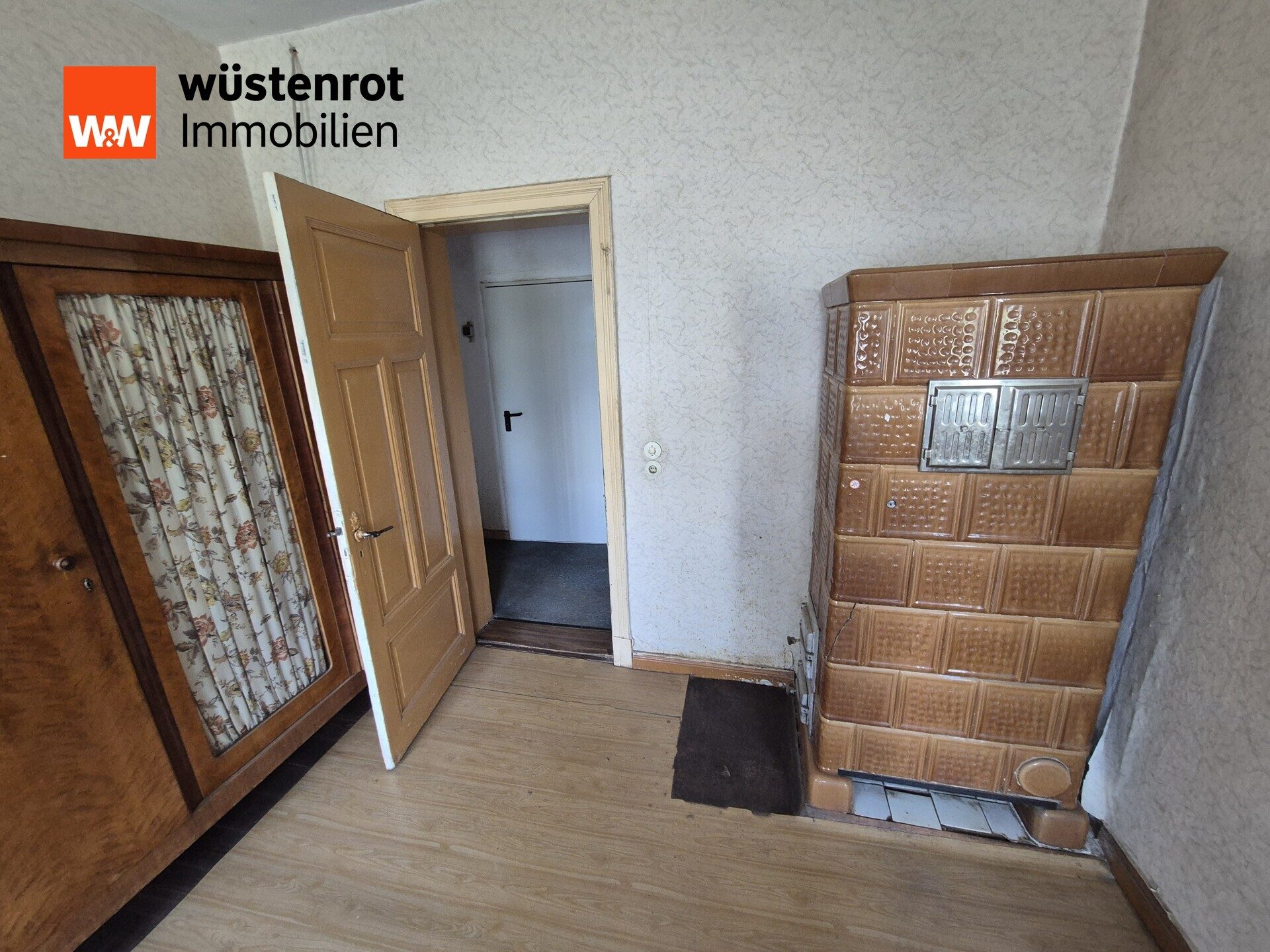 Immobilienangebot - Herzfeld - Alle - Günstiges Investment - ca. 600,-€/m² - Original Bauernhaus mit Stall und 2 Garagen