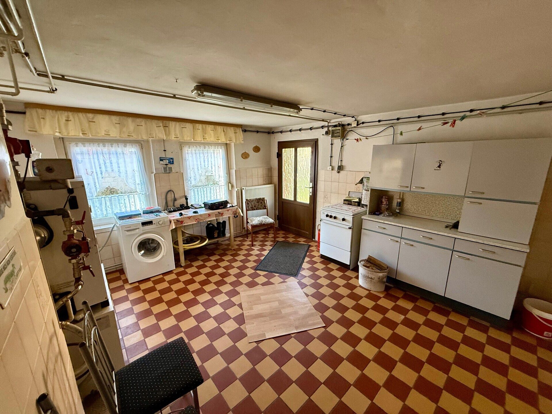 Immobilienangebot - Illmersdorf - Alle - Ländliches Anwesen mit Scheune, Werkstatt & 1.925 m² Grundstück in Illmersdorf