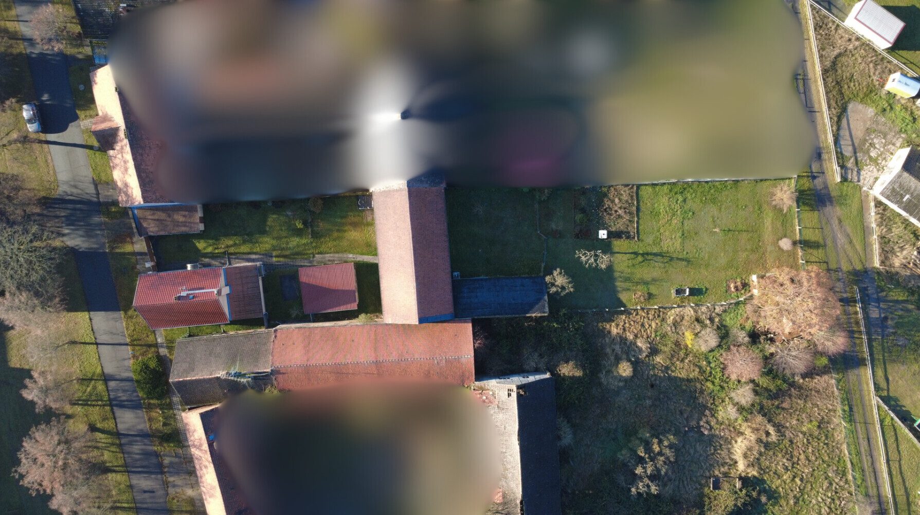 Immobilienangebot - Illmersdorf - Alle - Ländliches Anwesen mit Scheune, Werkstatt & 1.925 m² Grundstück in Illmersdorf