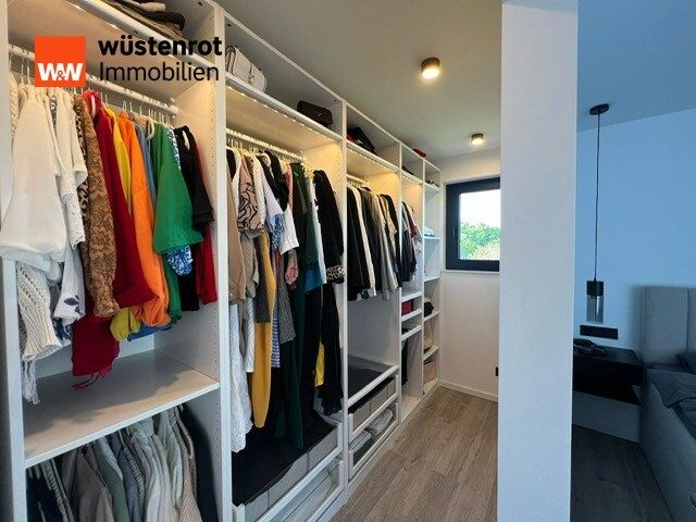 Immobilienangebot - Stuttgart Zuffenhausen / Zuffenhausen - Alle - Moderne, hochwertig ausgestattete Doppelhaushälfte in Zuffenhausen–Ihr neues Zuhause wartet auf Sie!
