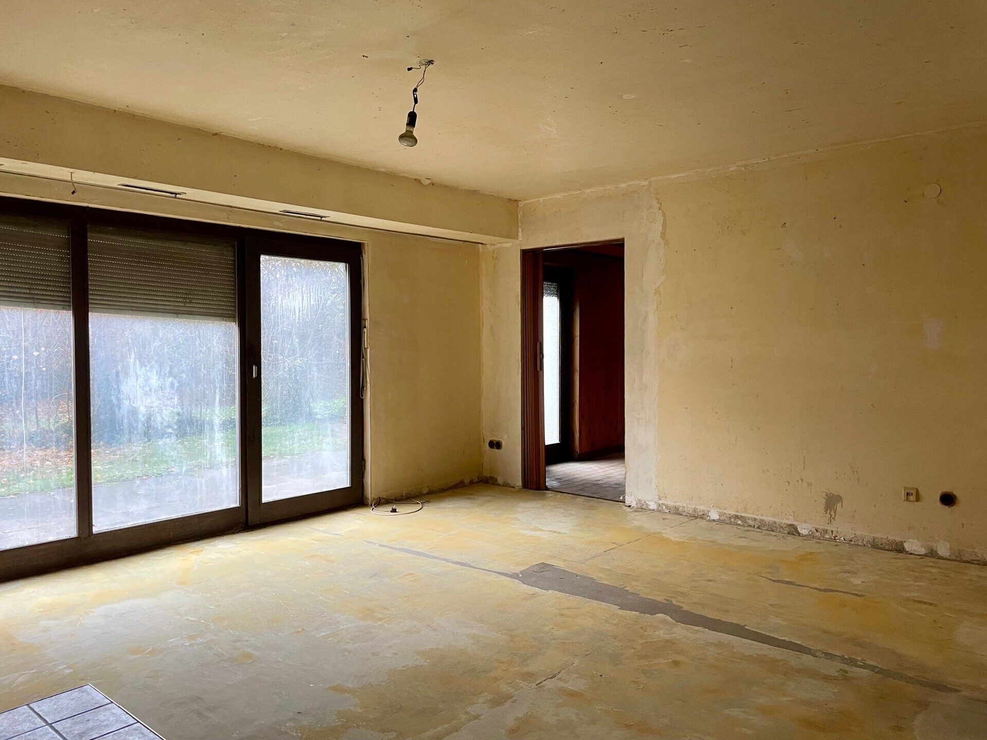 Immobilienangebot - Niddatal / Assenheim - Alle - RESERVIERT! Einfamilienhaus mit großem Gartenparadies – Sanierungsprojekt in bester Lage von Niddatal-Assenheim
