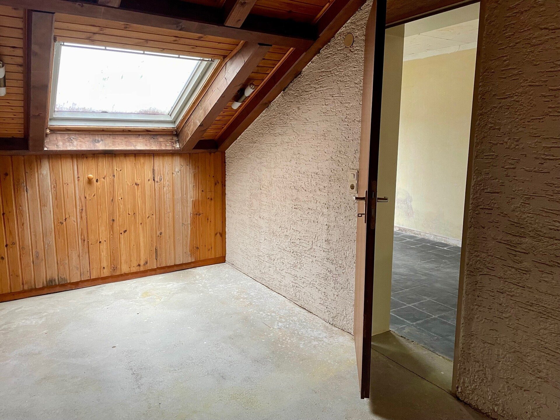 Immobilienangebot - Niddatal / Assenheim - Alle - RESERVIERT! Einfamilienhaus mit großem Gartenparadies – Sanierungsprojekt in bester Lage von Niddatal-Assenheim