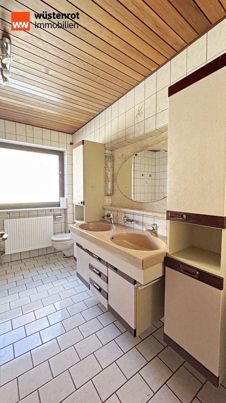 Immobilienangebot - Abtsgmünd - Alle - Generationen-Traum mit Weitblick: Viel Platz für Ihre Zukunft in Abtsgmünd-Untergröningen