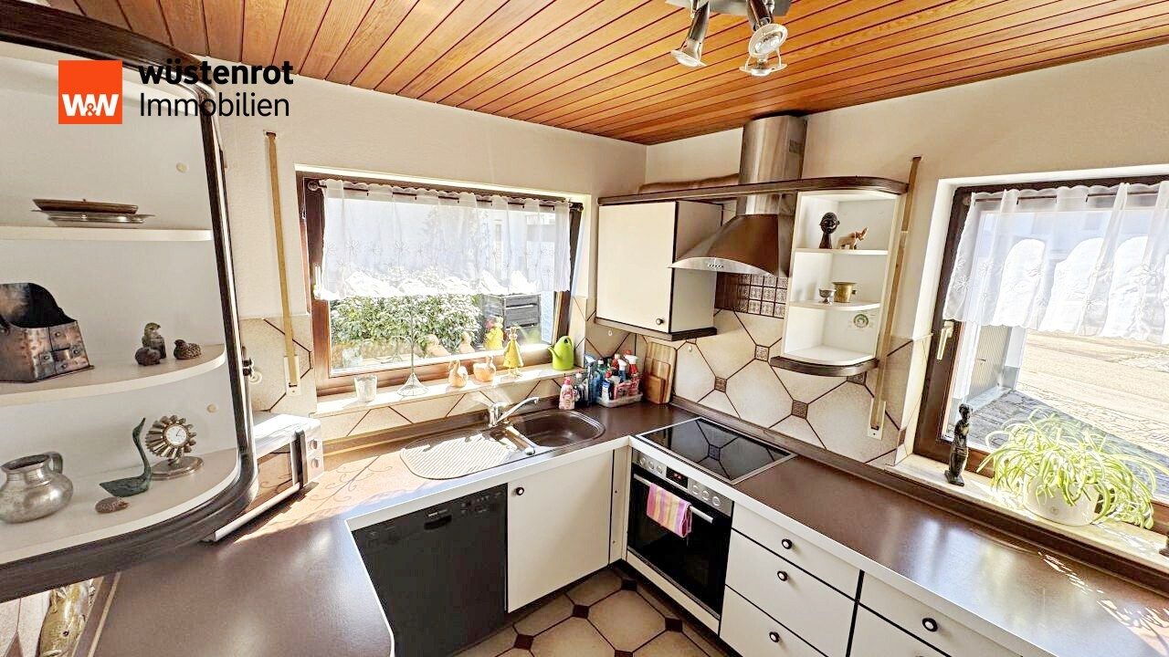 Immobilienangebot - Abtsgmünd - Alle - Generationen-Traum mit Weitblick: Viel Platz für Ihre Zukunft in Abtsgmünd-Untergröningen