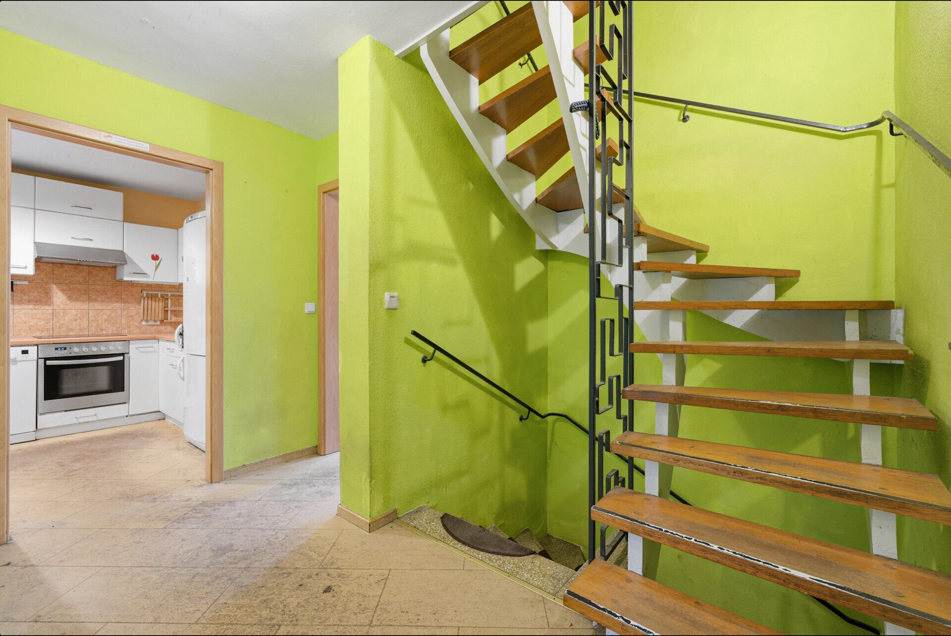 Immobilienangebot - Nürnberg - Alle - Doppelhaushälfte mit sechs Zimmern und großem Grundstück 
in ruhiger Wohnlage.

Nürnberg-Moorenbrunn