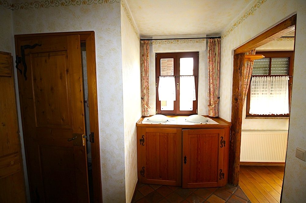 Immobilienangebot - Solingen - Alle - Kernsaniertes Einfamilienhaus mit (Bau)-Grundstück und großem Anbau mit vielen Nutzungsmöglichkeiten