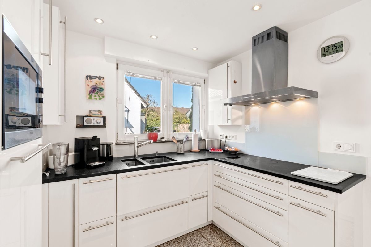 Immobilienangebot - Köln - Alle - Mit 3D-Rundgang & Video: Freistehendes Einfamilienhaus mit guter Raumaufteilung und vielen Highlights!