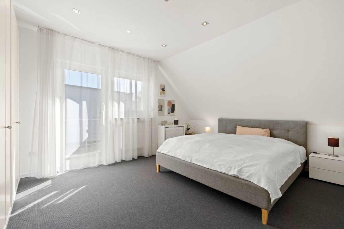Immobilienangebot - Köln - Alle - Mit 3D-Rundgang & Video: Freistehendes Einfamilienhaus mit guter Raumaufteilung und vielen Highlights!