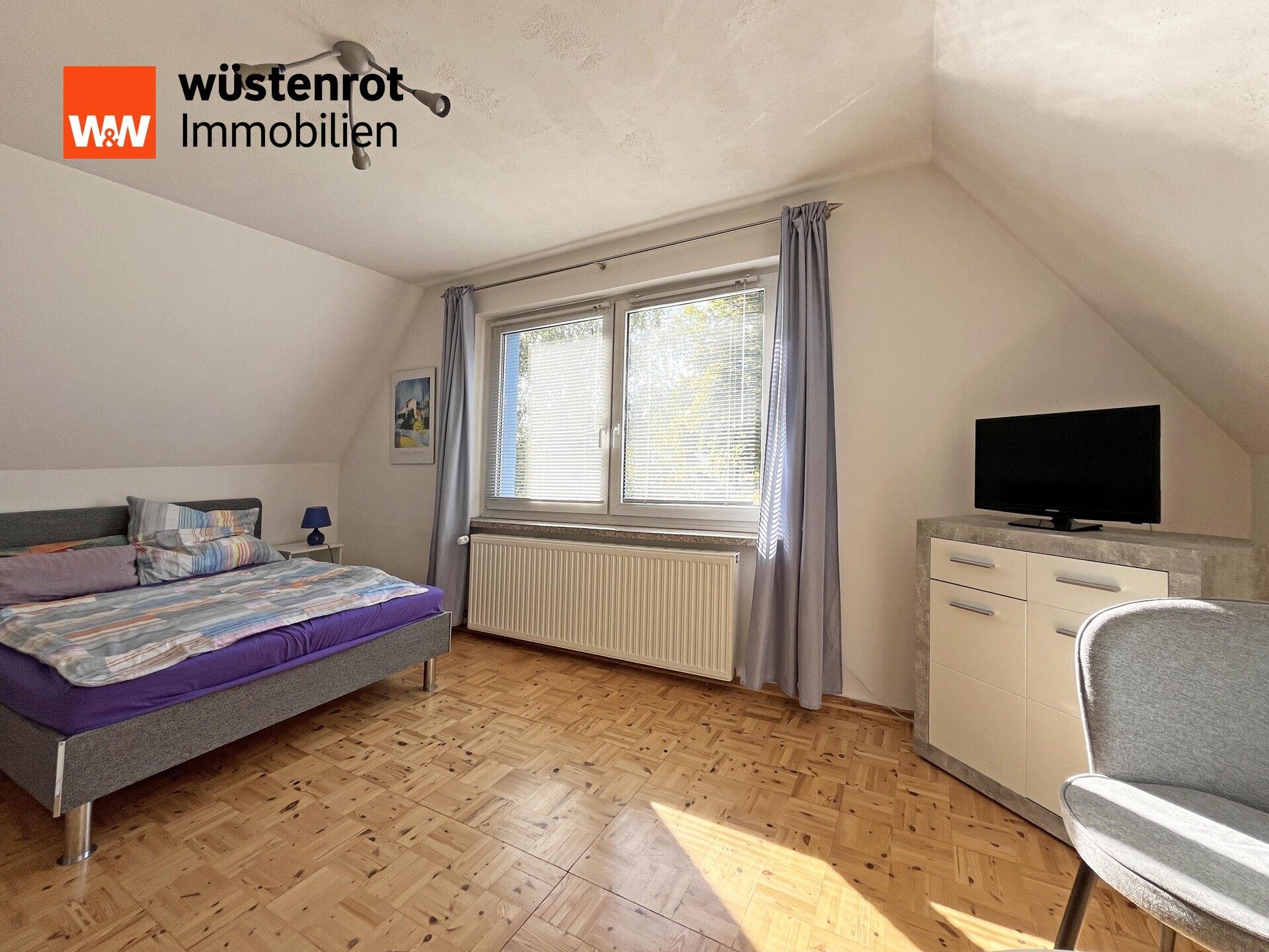 Immobilienangebot - Bansin - Alle - FÜR EINE ODER ZWEI FAMILIEN UND FAST AM STRAND: HAUS MIT WINTERGARTEN + ZWEI BÄDERN + ZWEI GARAGEN