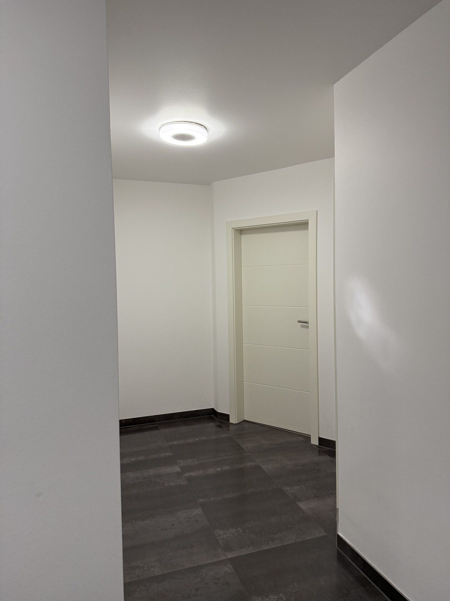 Immobilienangebot - Altlußheim - Alle - Großzügige neuwertige Stadtvilla -exklusives Wohnen auf 345m² in Altlußheim